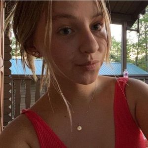 Meet your Posher, Alexa